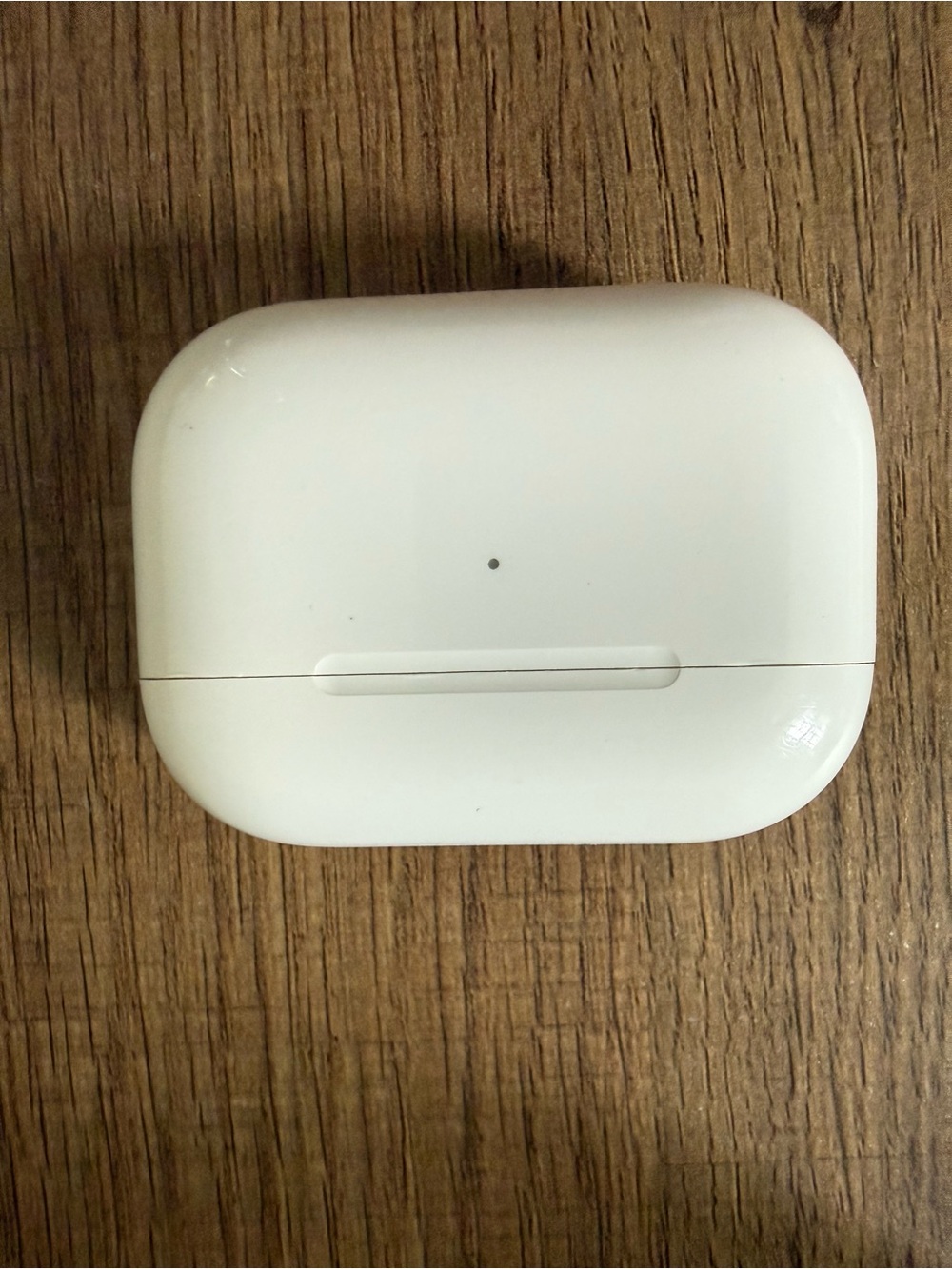Apple AirPods Pro 1 (MagSafe Compatible) - Picture 4 of 5
